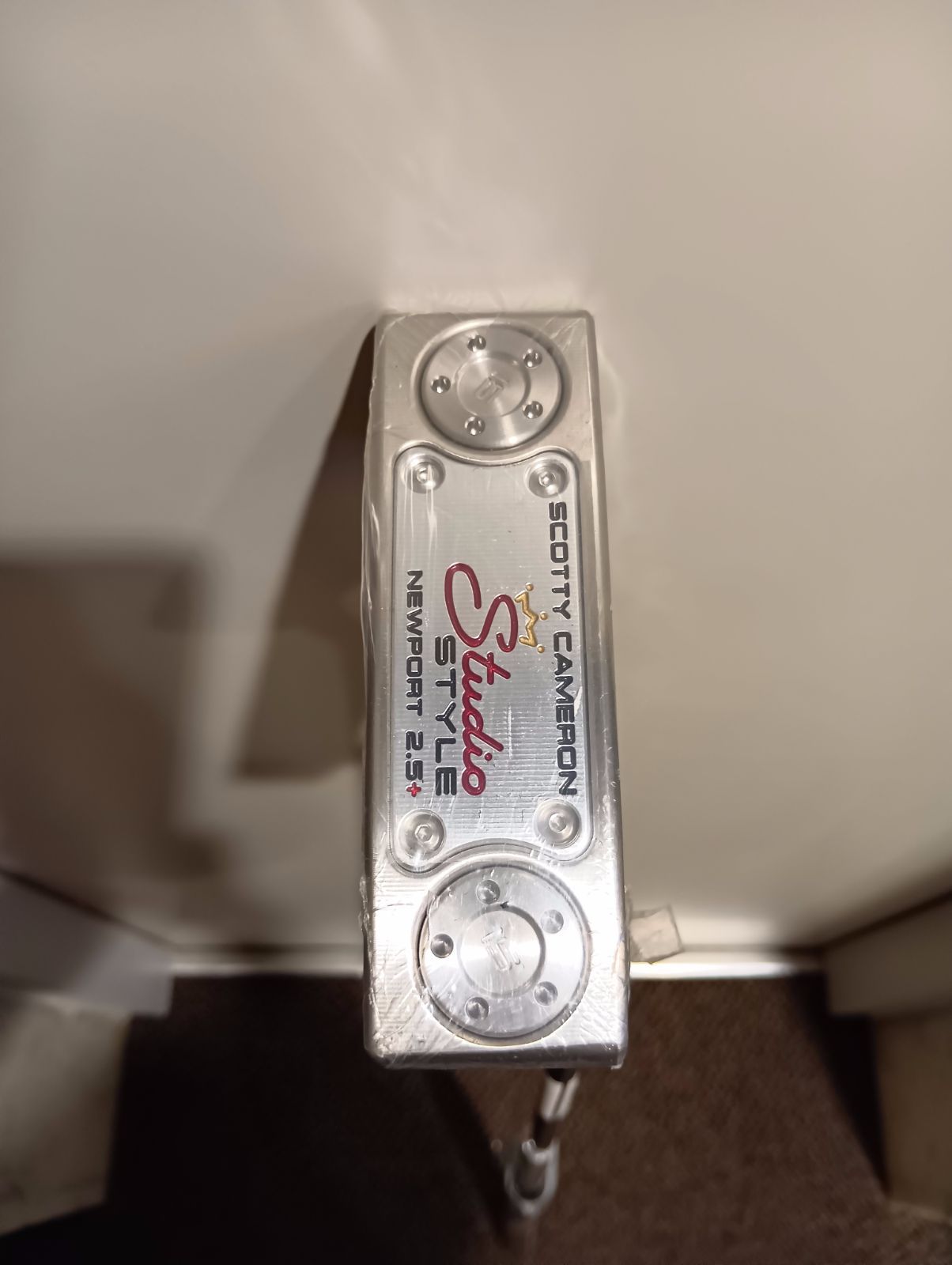 Pt【新品未使用】スコッティキャメロン 2025 Studio Style Newport Newport 2.5 Plus パター メンズ 右用 34インチ スタジオスタイル Scotty Cameron 日本正規品(新橋店）