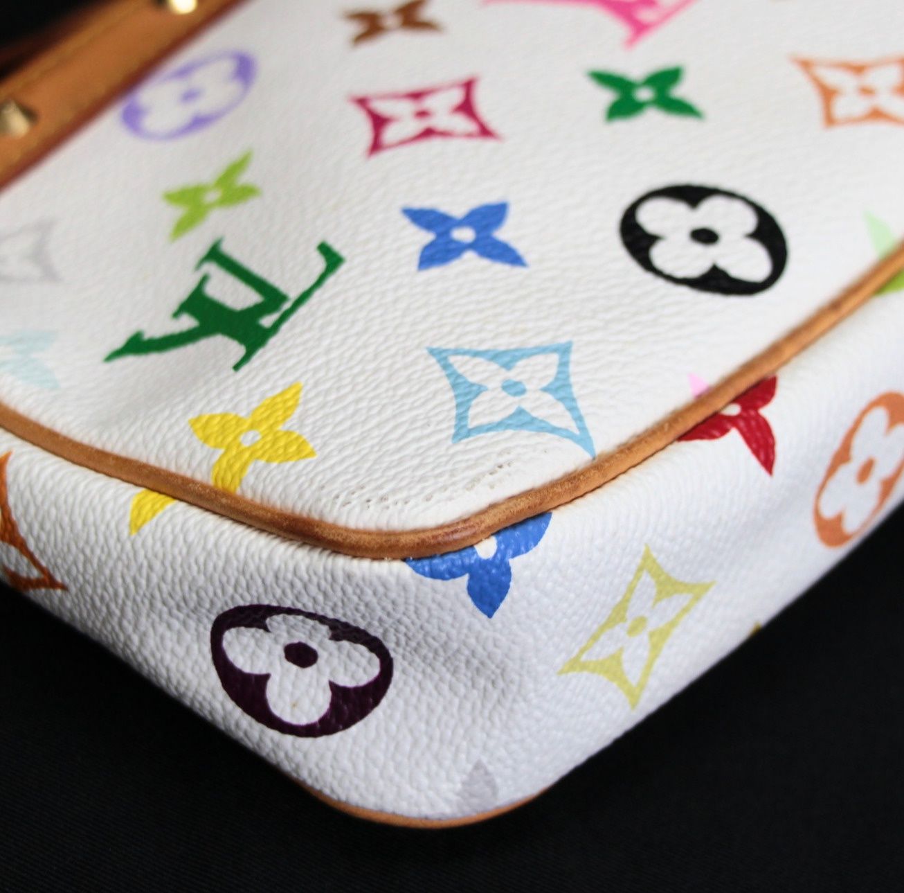 LOUIS VUITTON ルイヴィトン ポシェットアクセソワール アクセサリー