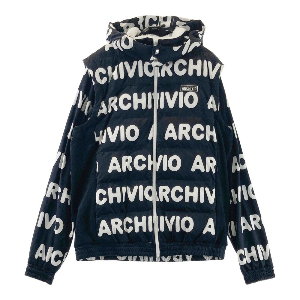 サイズ：48 ARCHIVIO アルチビオ フード付 蓄熱 ボア 2WAY 中綿ジャケット ロゴ総柄 ブラック系 [240101659678] ゴルフウェア メンズ ストスト