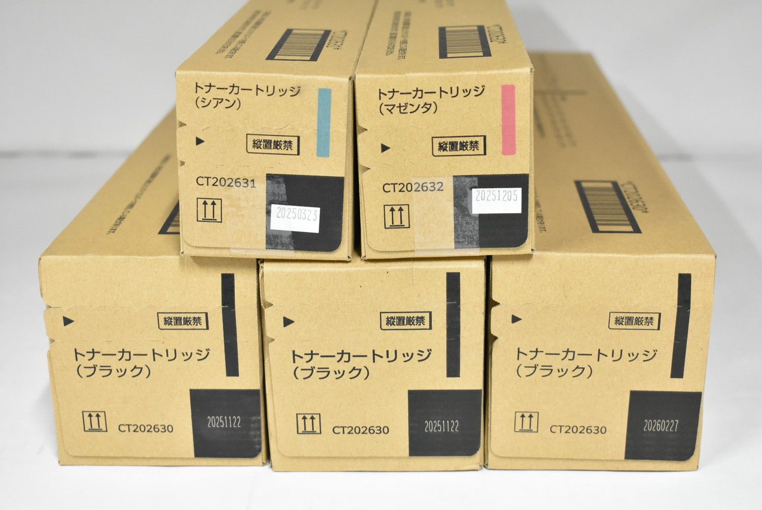 未使用 フジゼロックス 純正 トナー CT202630/31/32 3色5本（シアン・マゼンタ・ブラック） FUJI XEROX ITHCPFY4E4PJ-D-Y20-byebye