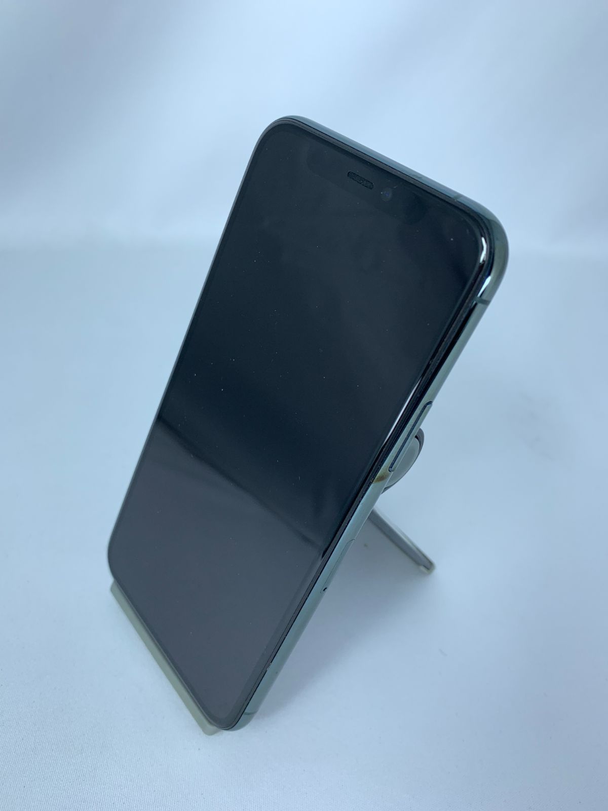 iPhone 11 Pro 512GB ミッドナイトグリーン SIM解除済 - メルカリ