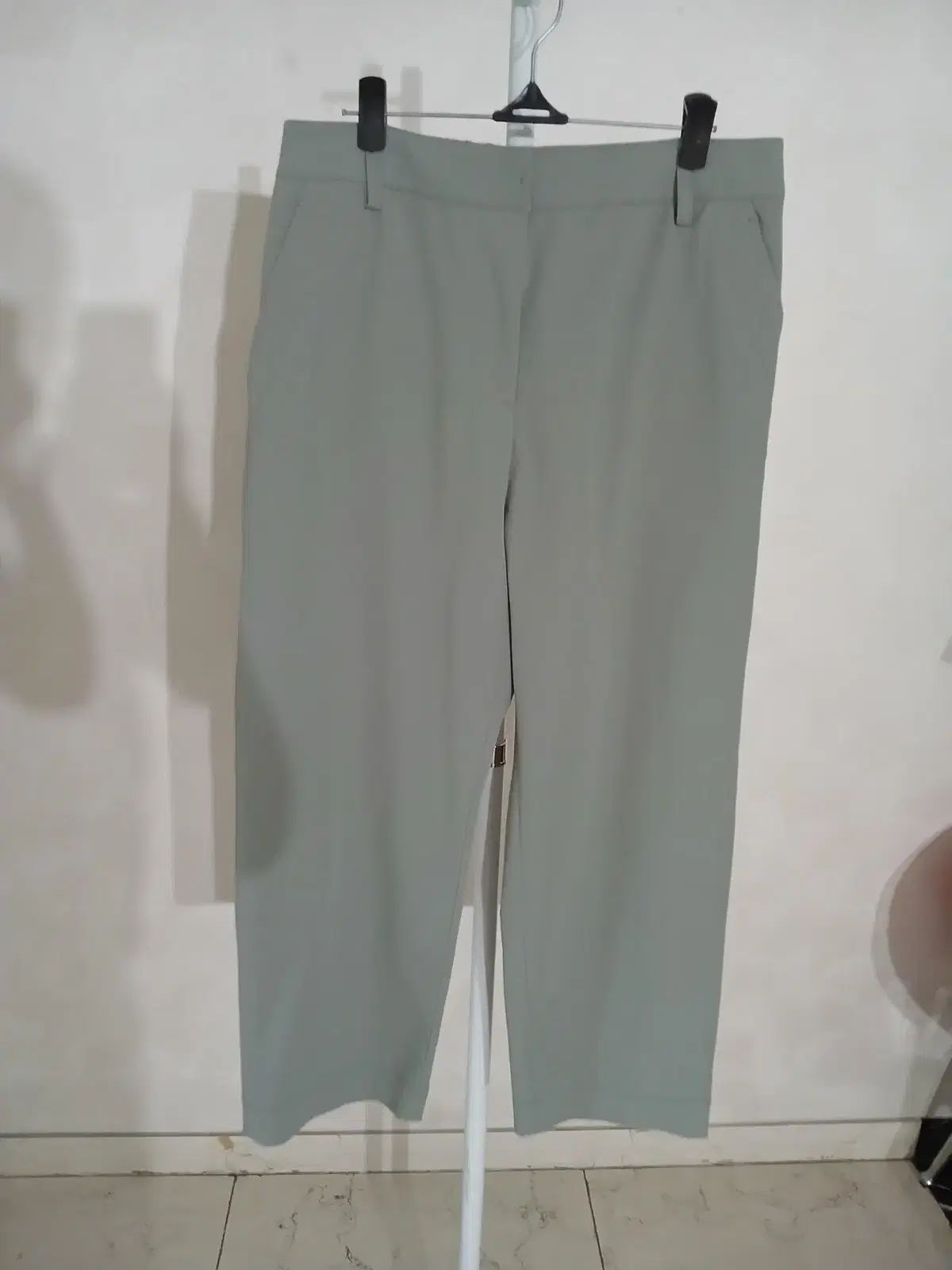 024 クホ ストレッチ素材 パンツ