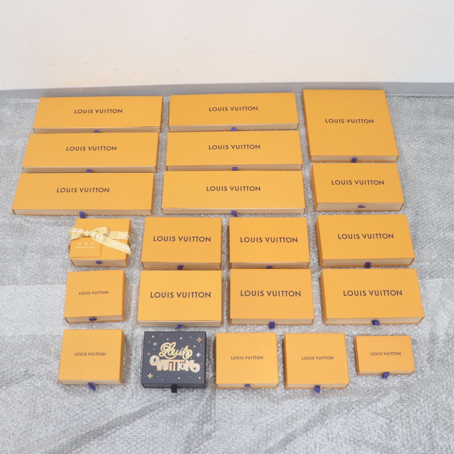 ITXMO5AFSDMI LOUIS VUITTON ルイヴィトン BOX ショッパー 純正 リボン