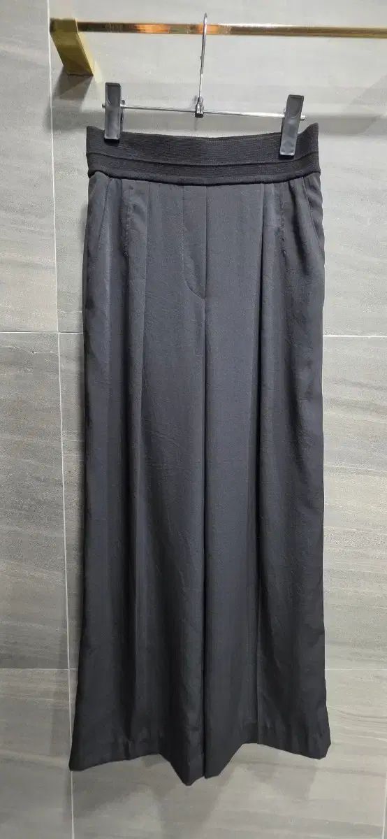 SJSJ ツータック バンド ワイド サマーパンツ