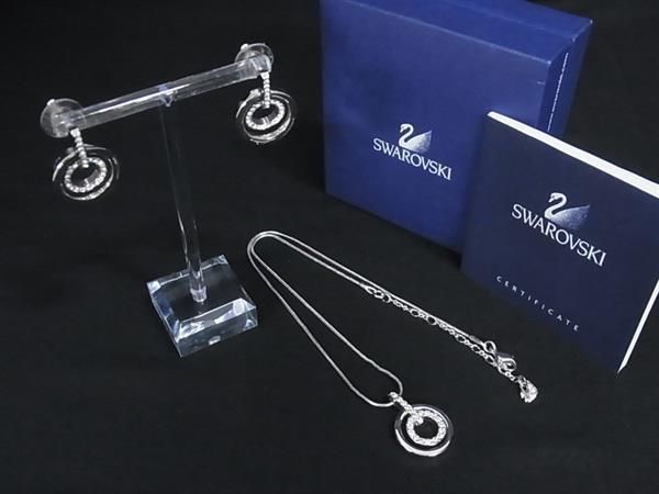 ■新品■未使用■ SWAROVSKI スワロフスキー 860642 ピアス ネックレス アクセサリー 2点セット レディース シルバー系 BP9160