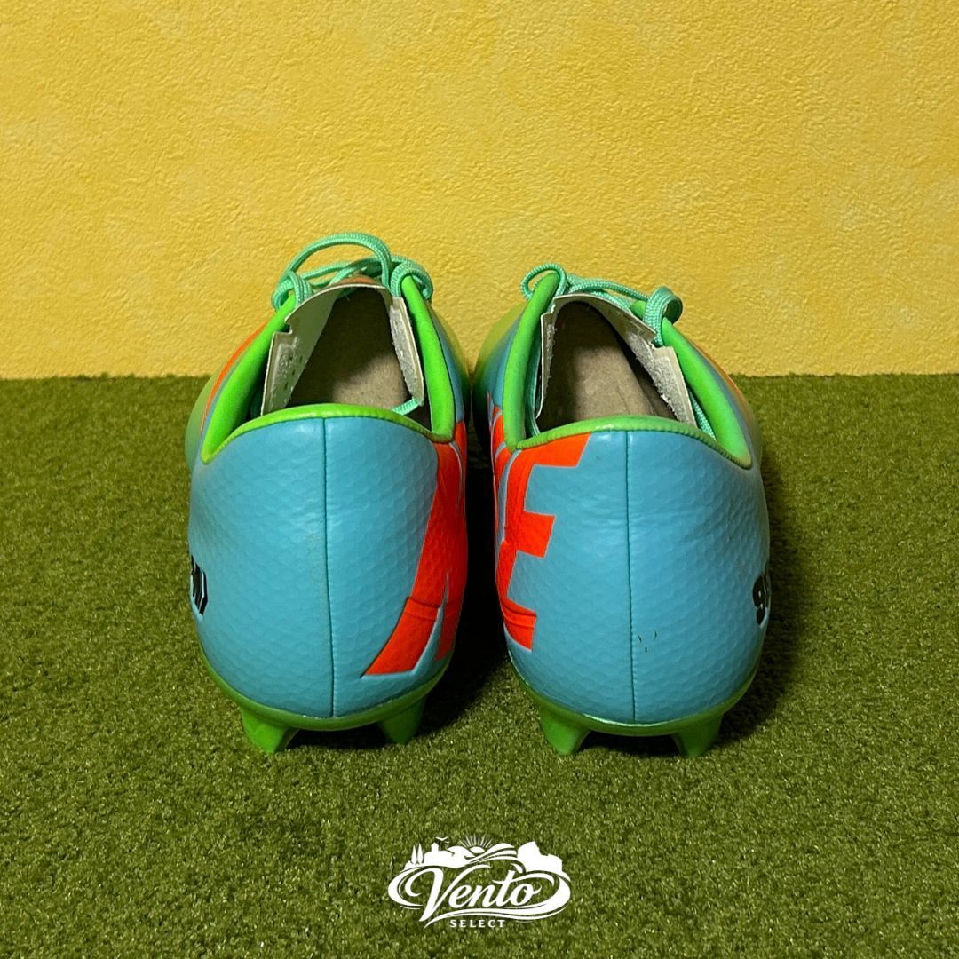 新品・未使用】NIKE ナイキ サッカースパイク マーキュリアル