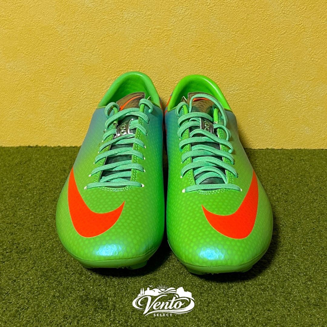 新品・未使用】NIKE ナイキ サッカースパイク マーキュリアル