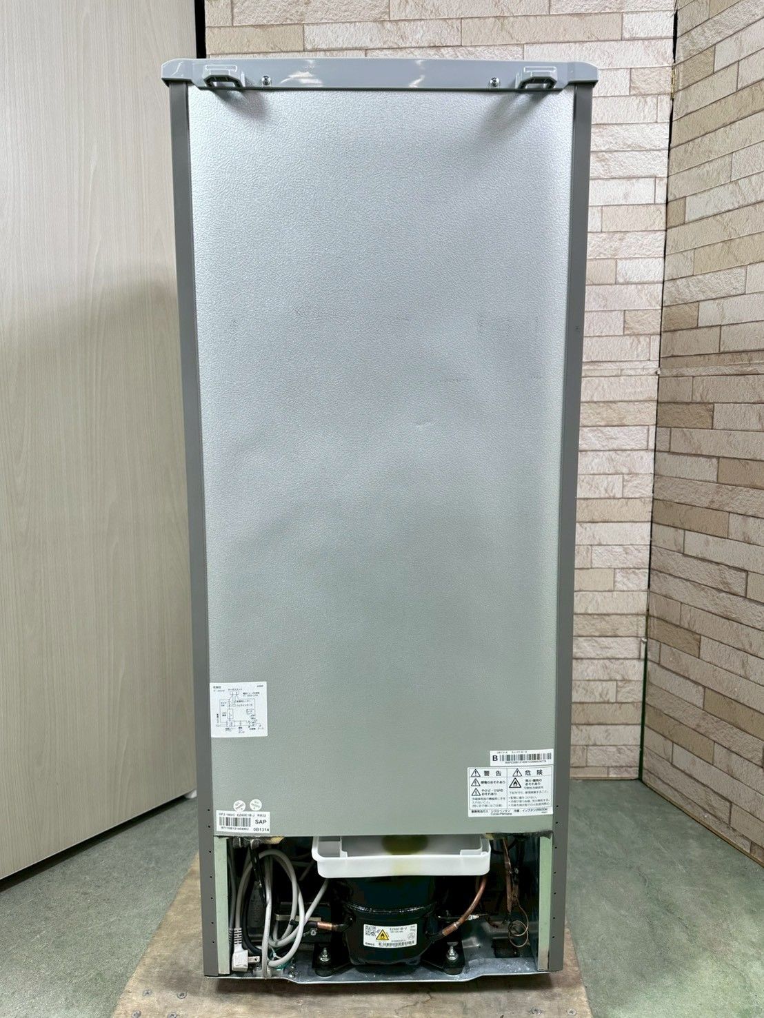 大阪・尼崎配送設置無料☆3か月保障付き☆冷蔵庫☆シャープ☆2ドア