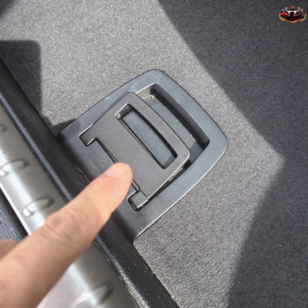 車のトランクテールカバー底板マットフロアカーペットハンドル BMW X5 X6 X7 5シリーズ G05 G06 G07 G31 51477951961