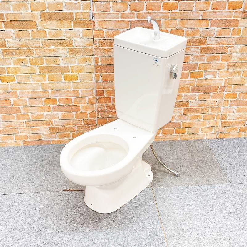 【中古品】【美品】 TOTO トイレ 洋式便器 (床下排水) 「CS670B」 排水芯200mm とタンク「SH671BA」のセット #SC1(パステルアイボリー) 14F