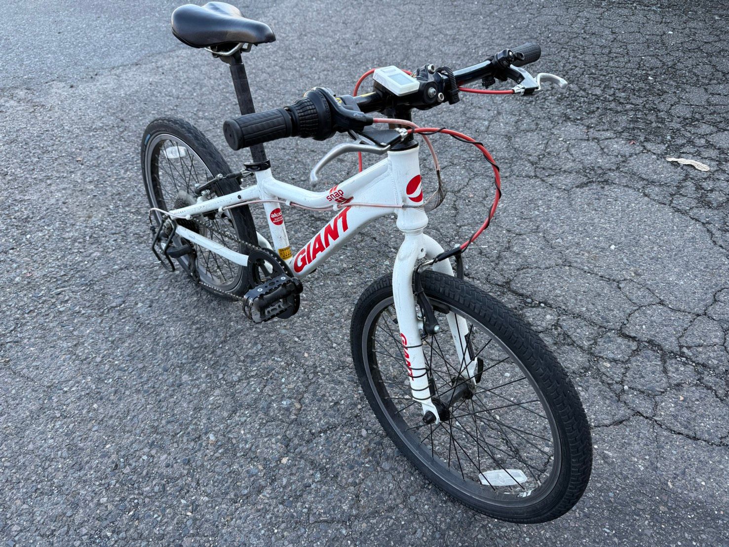 直接引取限定S00412 GIANT SNAP 20インチ　キッズ用 MTB 7段変速　子供自転車