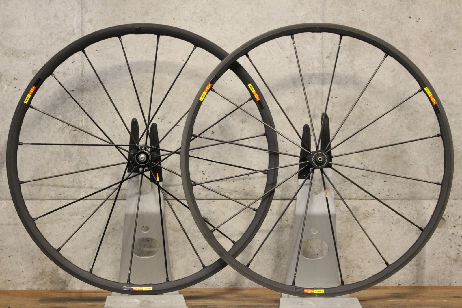 マヴィック MAVIC アールシス R-SYS SLR EXALITH アルミ クリンチャー
