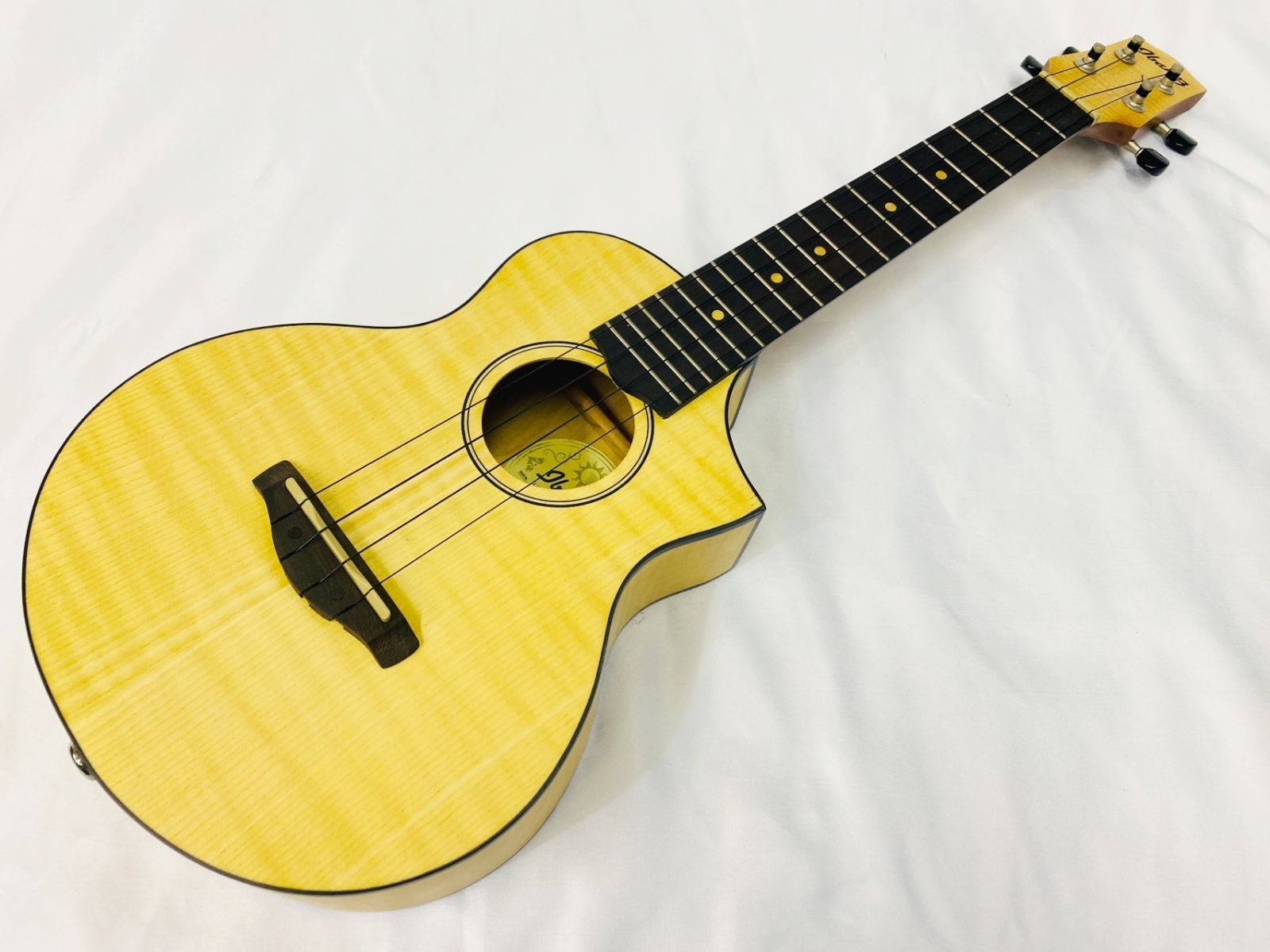 Ibanez UEW12E-OPN アイバニーズ コンサートウクレレ アンプ出力可