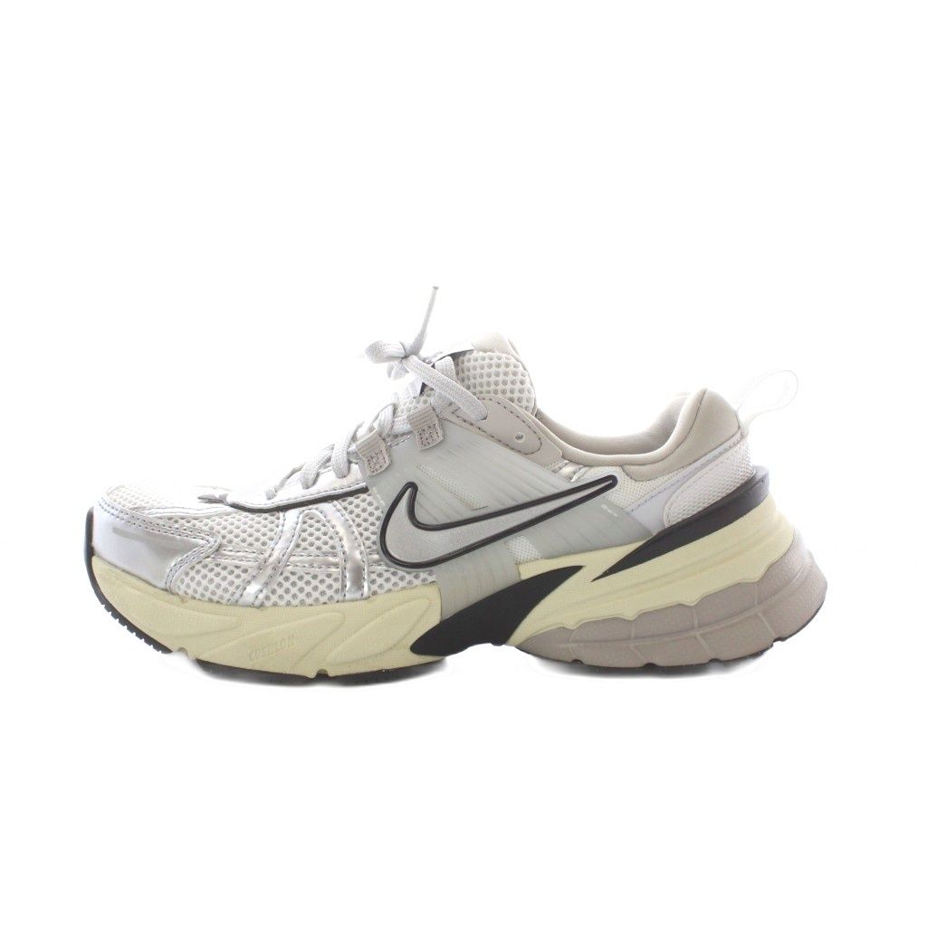 ナイキ NIKE 25SS V2K ラン スニーカー シューズ Deuxieme Classe取り扱い 23.5cm シルバーカラー 白 ホワイト 黒 ブラック FD0736-100 /RI ■OS
