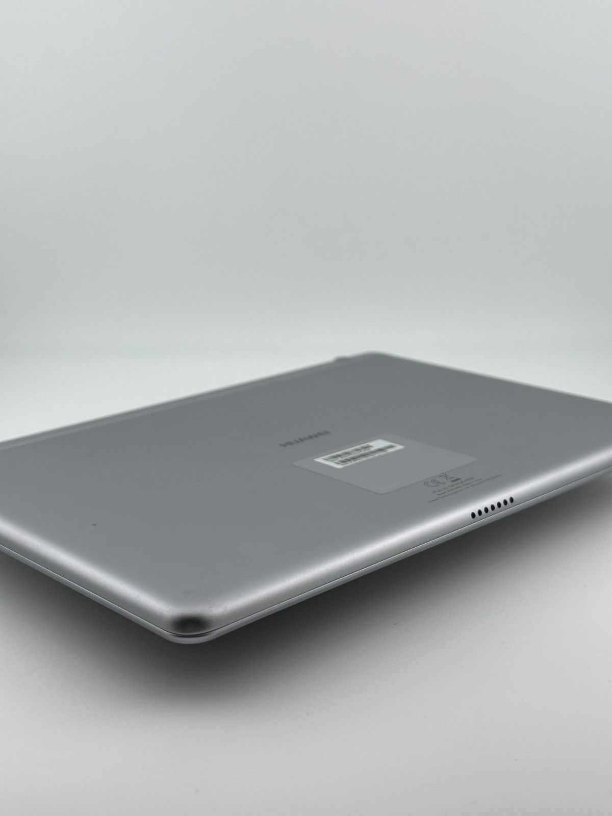バッテリー良好 HUAWEI MediaPad T3 10 16GB スペースグレイ 中古 本体 動作確認済 【最短送料無料】F-241