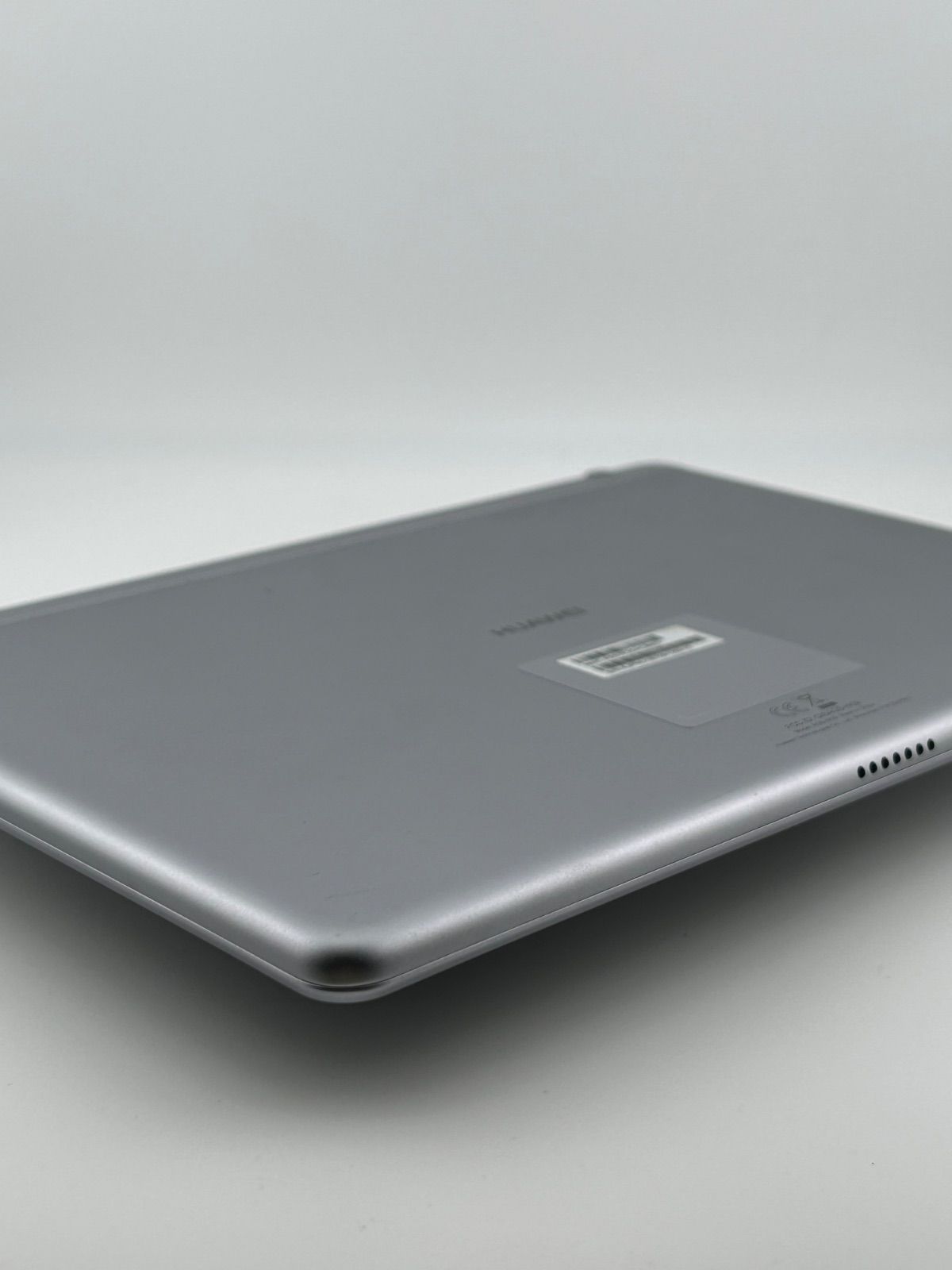 バッテリー良好 HUAWEI MediaPad T3 10 16GB スペースグレイ 中古 本体 動作確認済 【最短送料無料】F-242