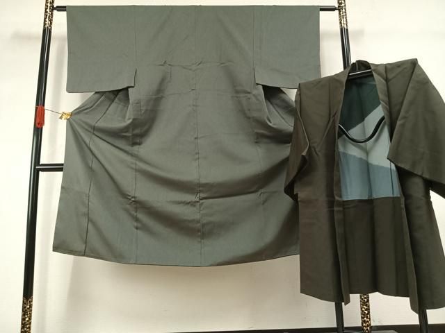 平和屋着物●男性　お召　アンサンブル　着物：青鈍色　羽織：岩井茶色　高島屋扱い　正絹　逸品　AABI8960fy