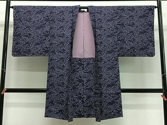 平和屋着物∞長羽織　紬地　型染め　花唐草文　正絹　逸品　未使用　CABG3948ua
