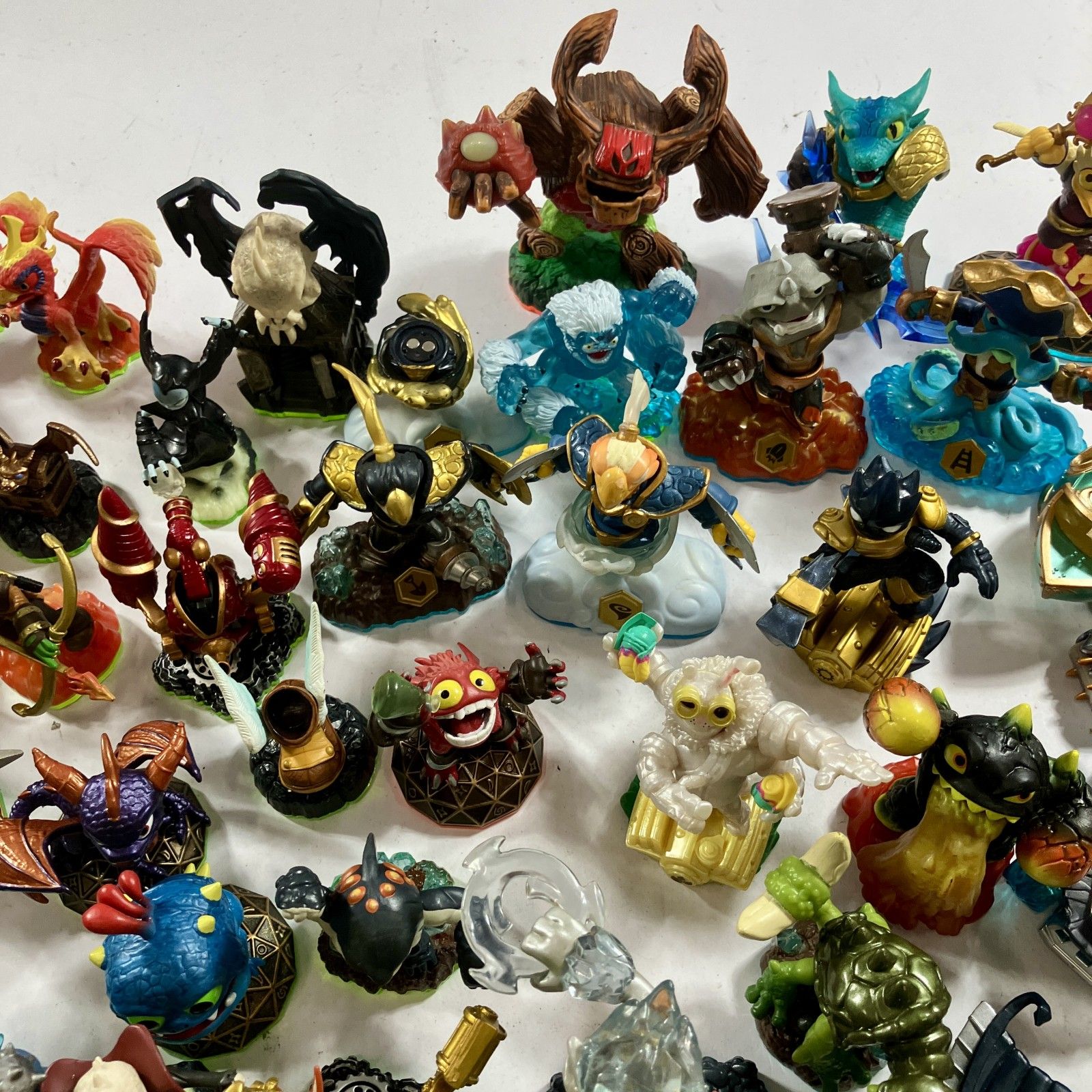 ★ スカイランダーズ トラップチーム スパイロの大冒険フィギュア91点 ツリー・レックス エラプター など 現状品 3.8kg