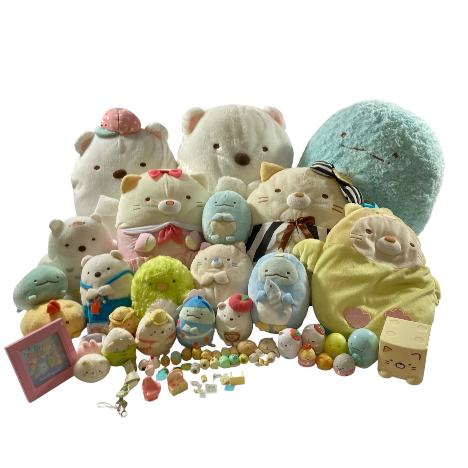 ★ すみっコぐらし グッズ 大量 まとめ商品 ぬいぐるみ マスコット 雑貨 など とかげ ねこ しろくま ぺんぎん 現状品 4.3kg 12,320円