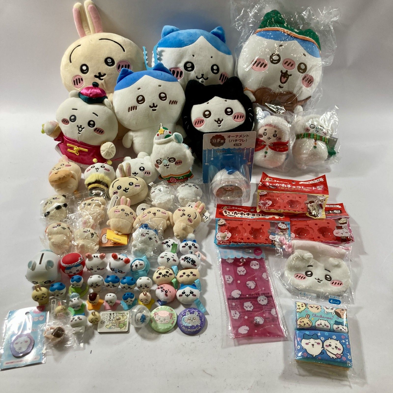 ★ ちいかわ グッズ 大量 まとめ商品 ぬいぐるみ マスコット ミニフィギュア 雑貨 オーナメント ハチワレ うさぎ 等 現状品 2.3kg