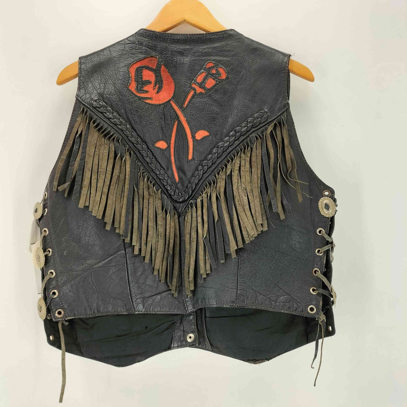 ユーズドフルギ USED古着 {{HUDSON LEATHER}}フリンジ コンチョ リアルレザーVネックベスト メンズ JPN：M