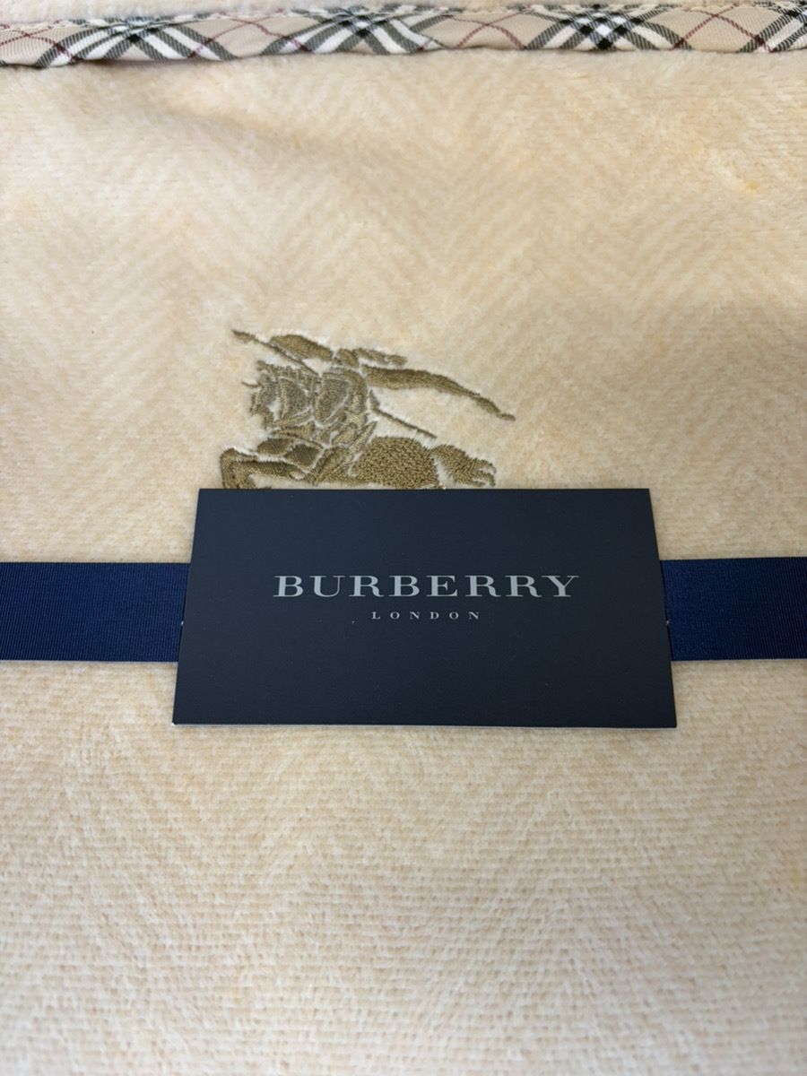 【TM55】バーバリー　BURBERRY　綿毛布　140×200