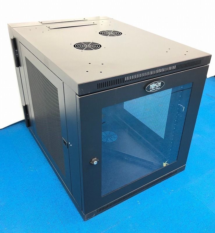【米軍放出品】☆未使用品 TRIPLITE ラックキャビネット サーバー ウォールマウント アクリル窓 SRW12US33G (240)☆CF24O