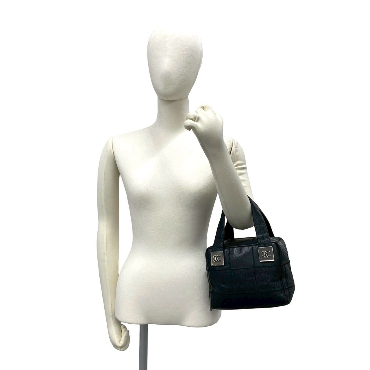 極 美品 カード シール有 8番台 CHANEL シャネル チョコバー キャビア