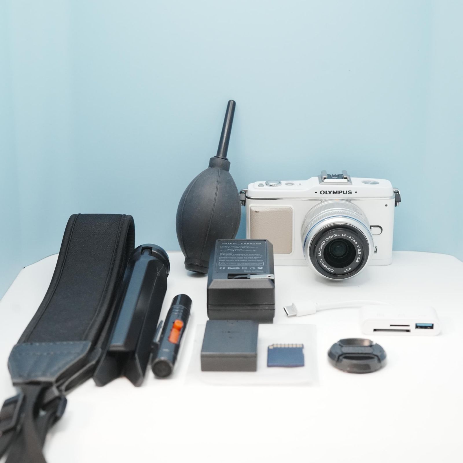 OLYMPUS PEN E-P2 ミラーレスカメラ スマホ転送OK フルセット a6858