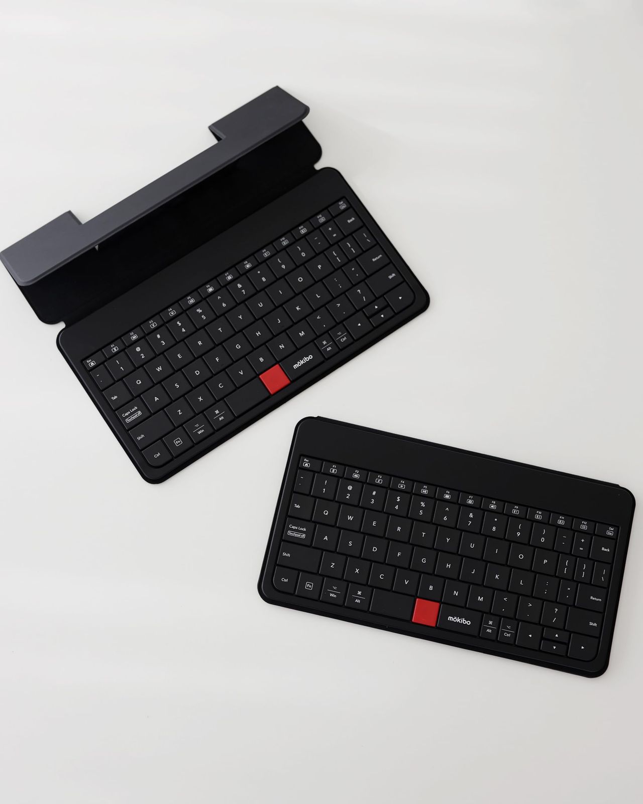 モキボ フュージョンユニバーサル ワイヤレスキーボード トラックパッド付属 Bluetooth