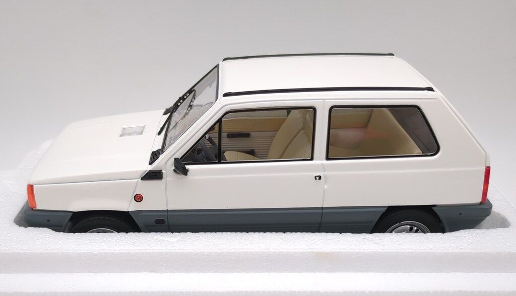 KK scale 1/18 Fiat Panda 45 MK1 1980 white 180522