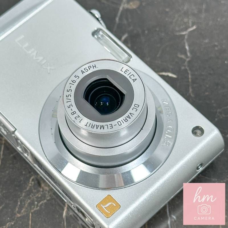 美品】Panasonic LUMIX DMC-FS3 シルバー 810万画素 光学3倍ズーム