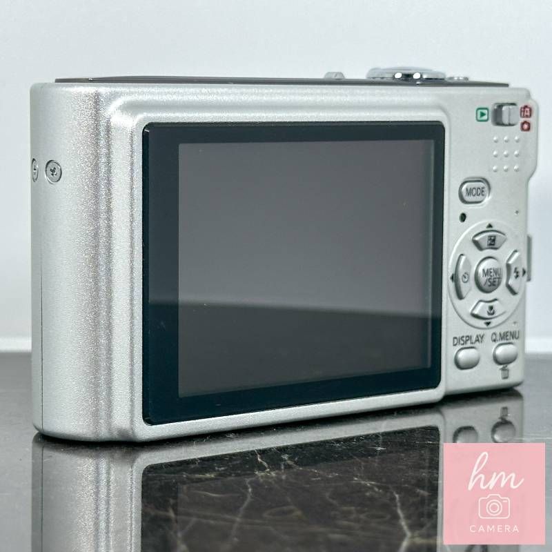 美品】Panasonic LUMIX DMC-FS3 シルバー 810万画素 光学3倍ズーム
