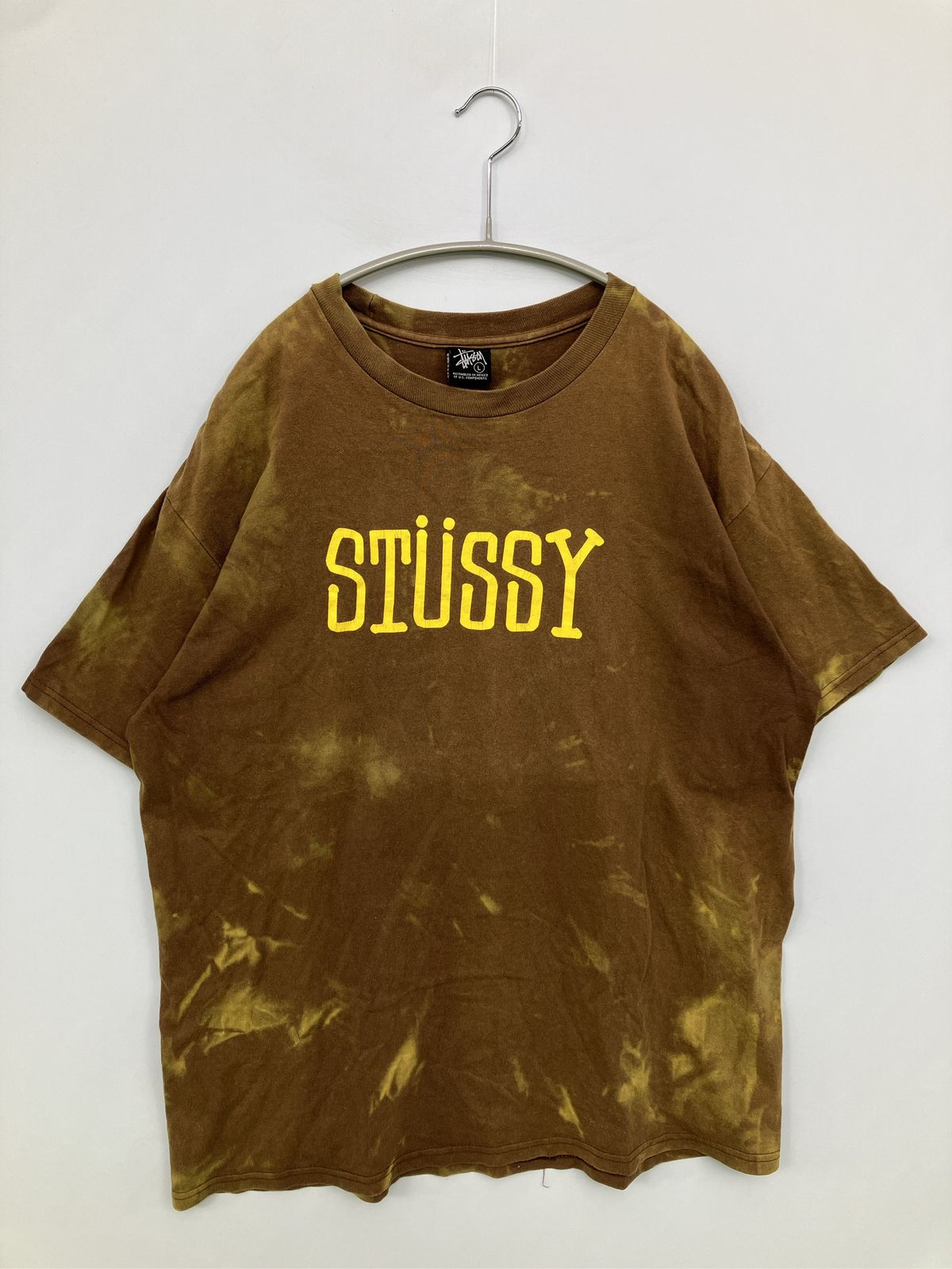 stussy ステューシー Tシャツ/カットソー L ブラウン 前面プリント ブランドロゴ その他総柄 ミドル丈 半袖 クルーネック(丸首) メンズ レディース 13,290円