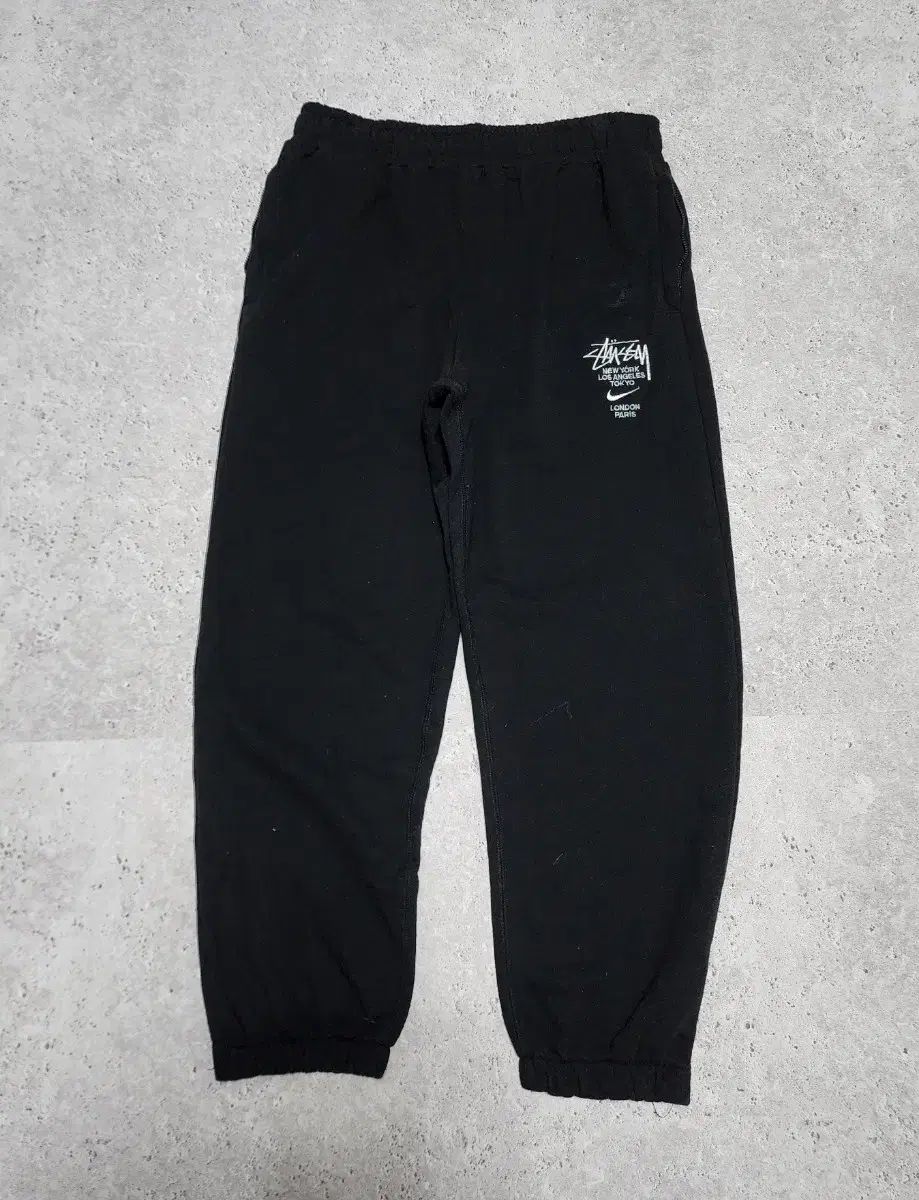 ナイキ STUSSY NRG ジョガーパンツ ズボン