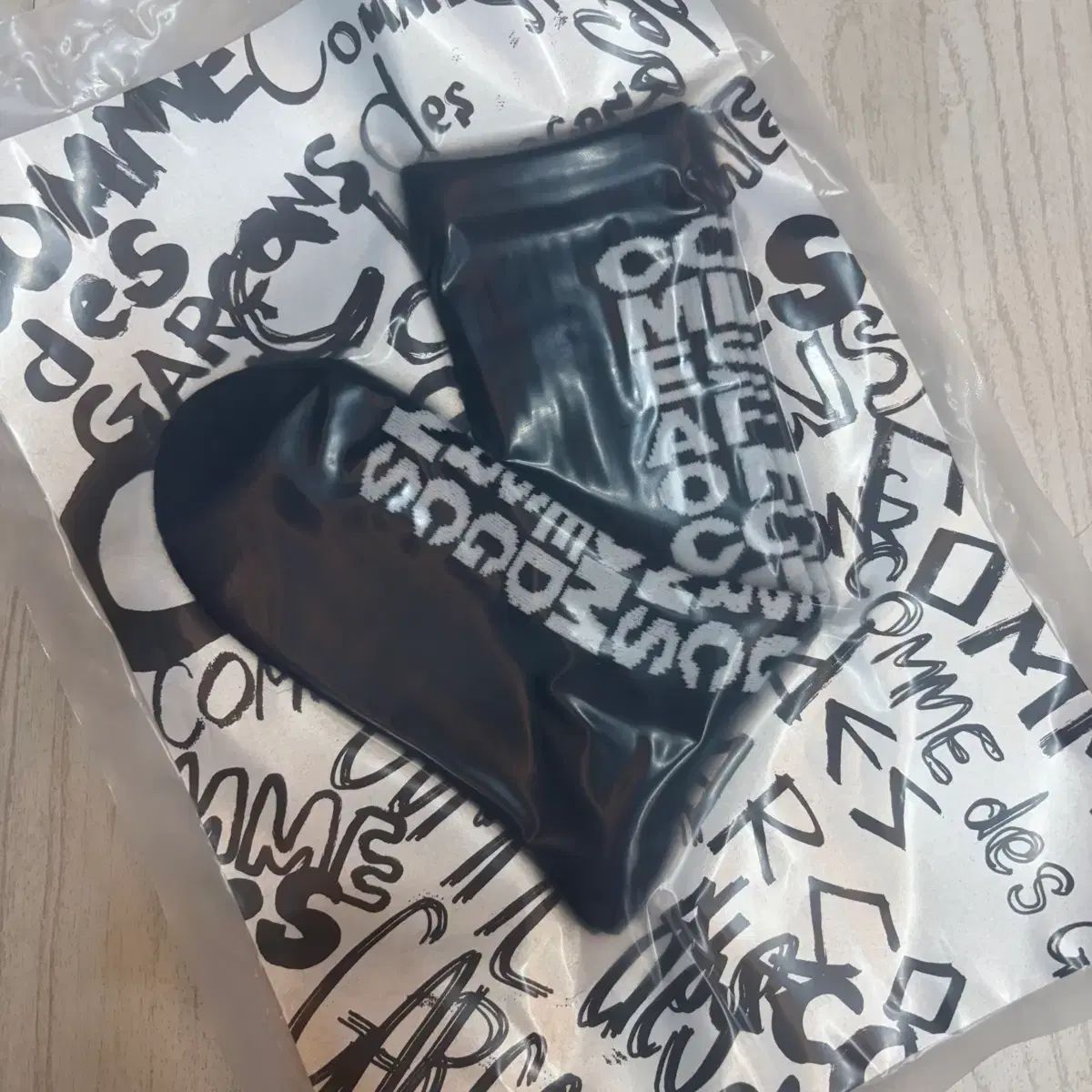 COMME des GARCONS コム・デ・ギャルソン ロゴ 靴下 ブラック 新品