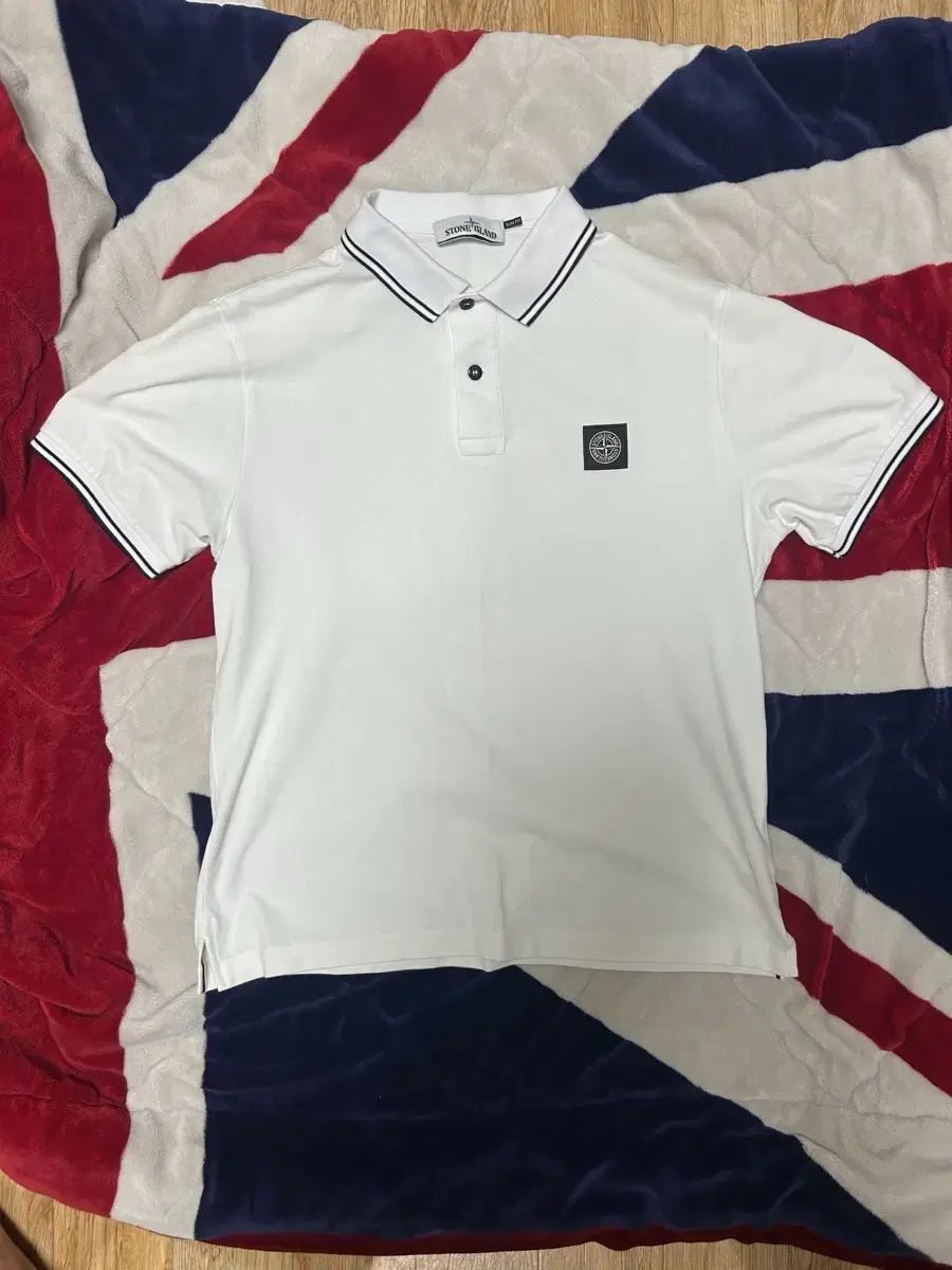 STONE ISLAND ストーンアイランド 半袖 カラーTシャツ 22-23年式