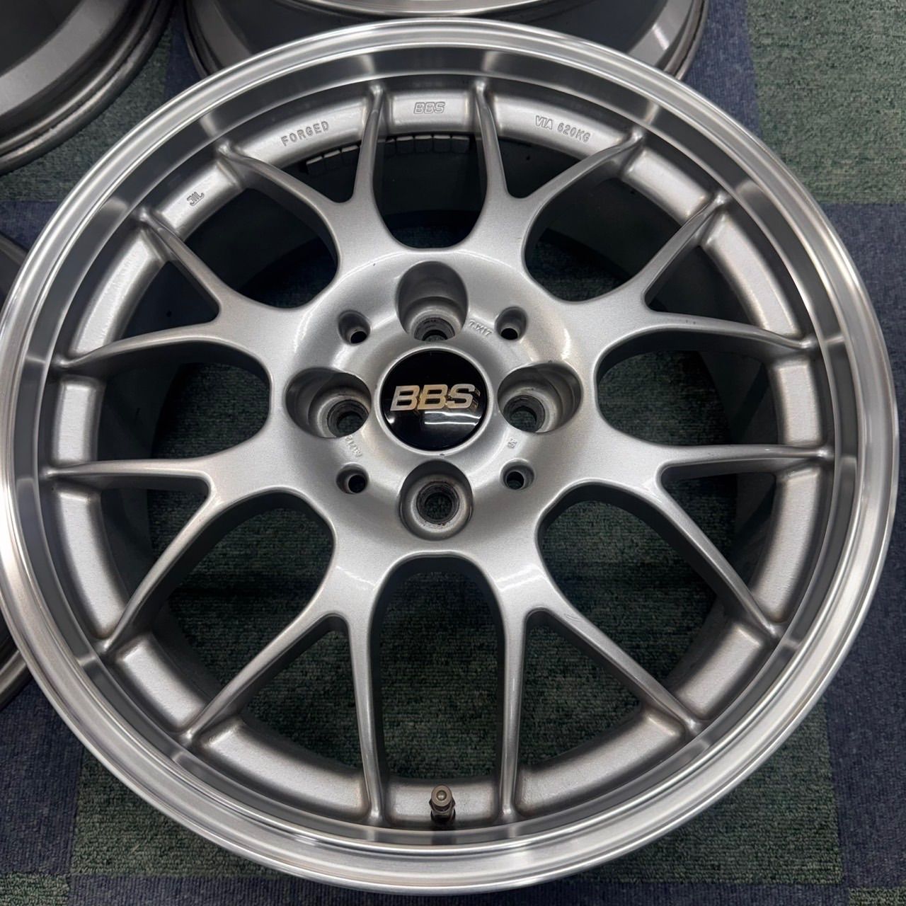 BBS RG-R RG712 17インチ 7j +38 PCD100 ダイヤモンドシルバー