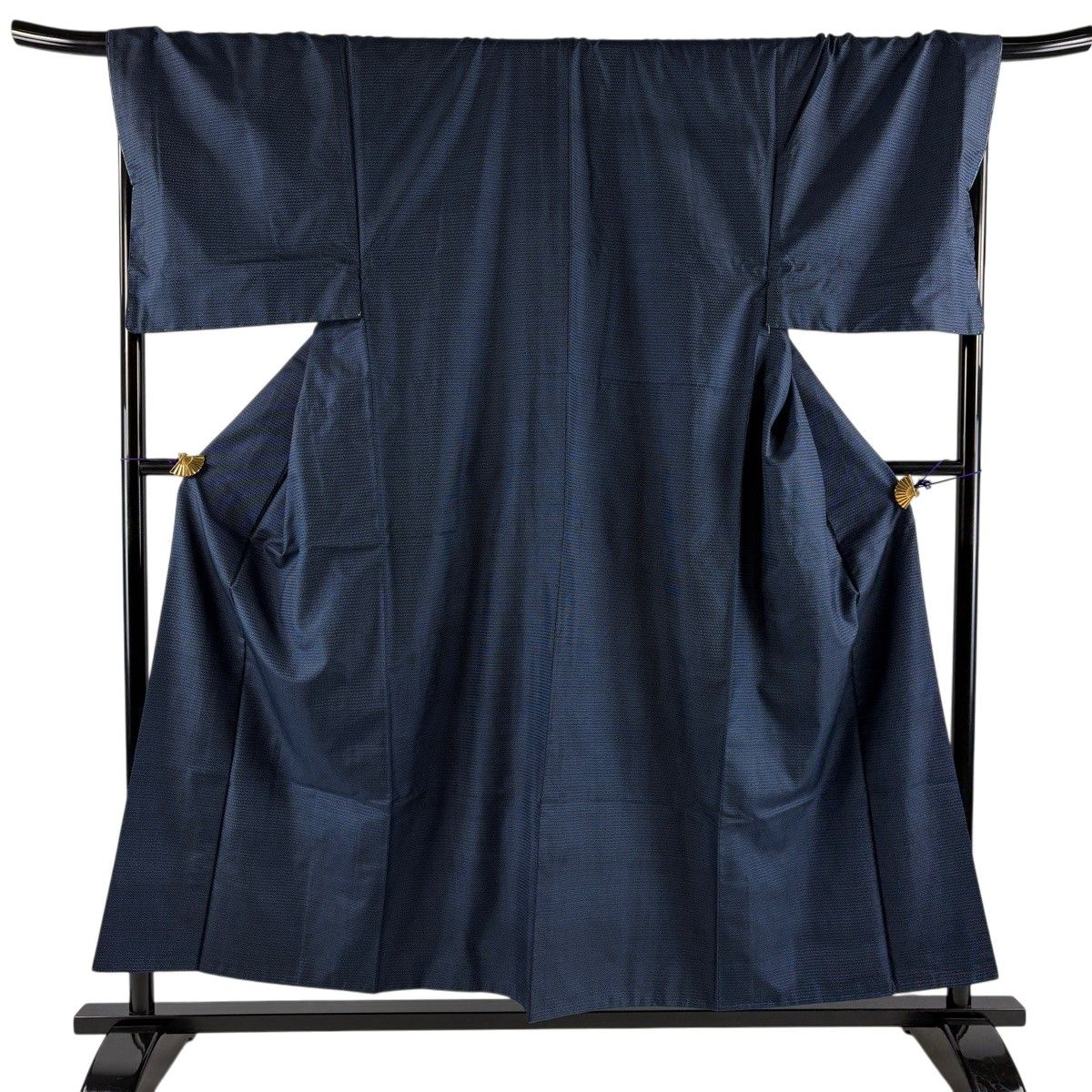 【美品】 男着物 身丈155.5cm 裄丈72cm L 袷 紬 亀甲絣 紺色 正絹 秀品 【中古】