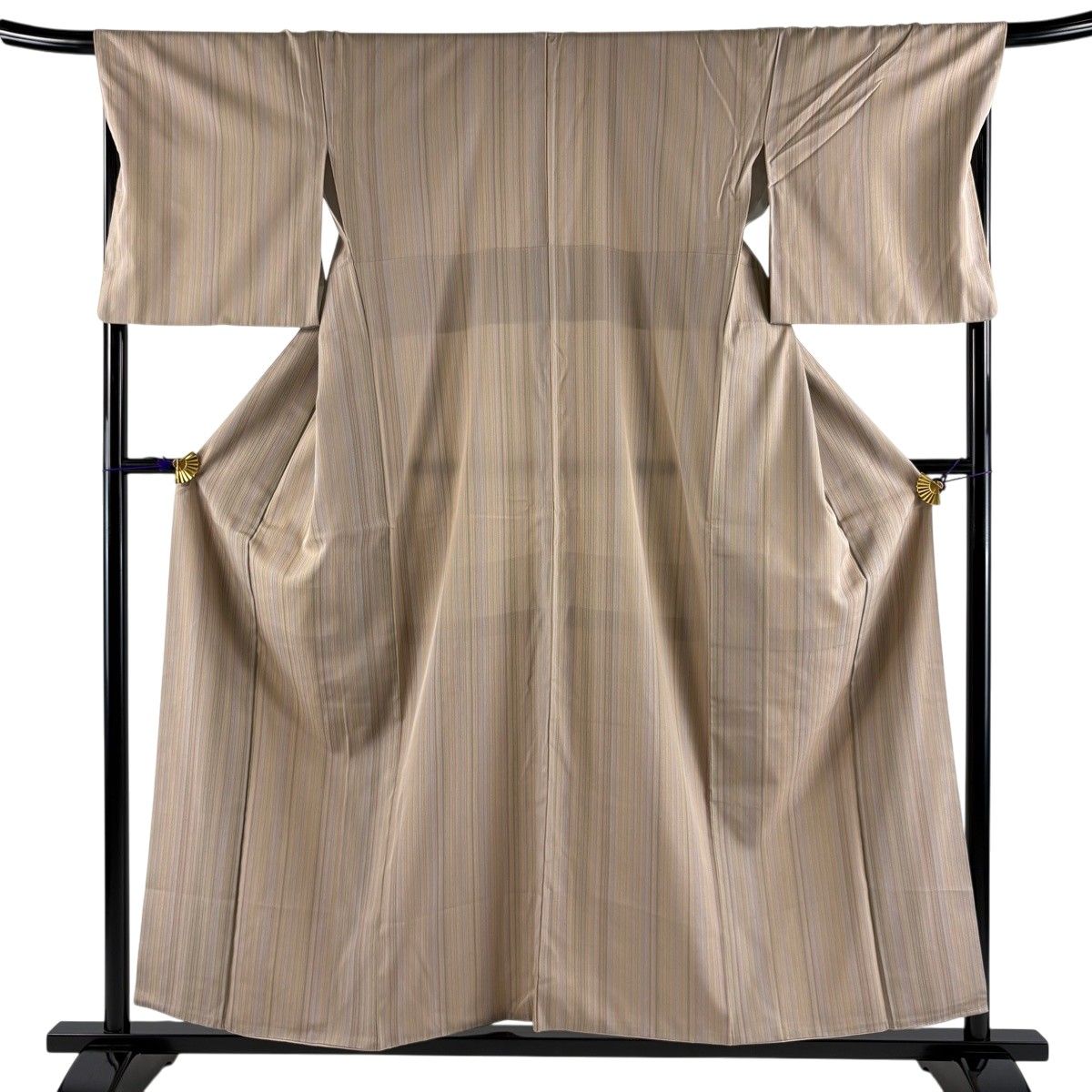 【美品】 お召 身丈157cm 裄丈67cm M 袷 鈴乃屋 竹縞 薄茶色 正絹 名品 【中古】