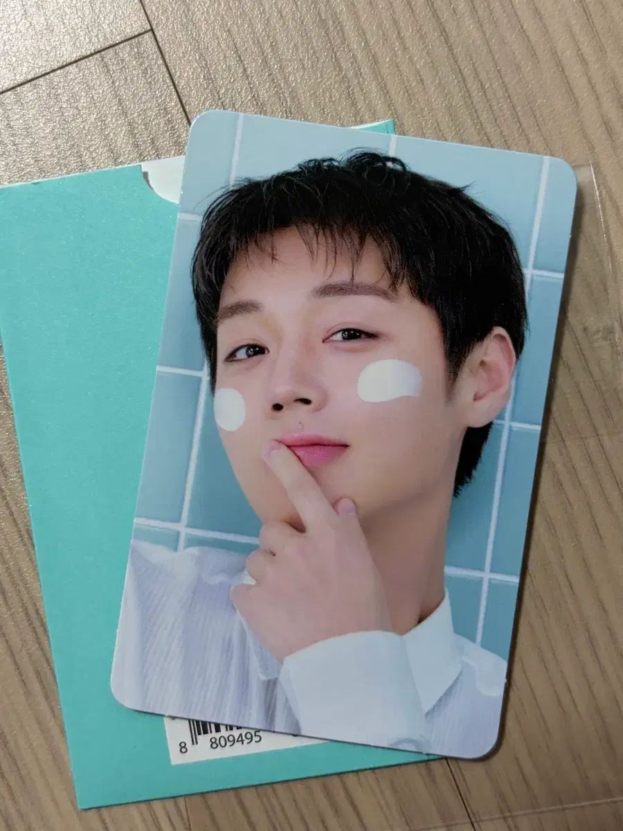 傷あり) パク・ジフン(PARK JIHOON) トレカ 付き フォトカード 付き