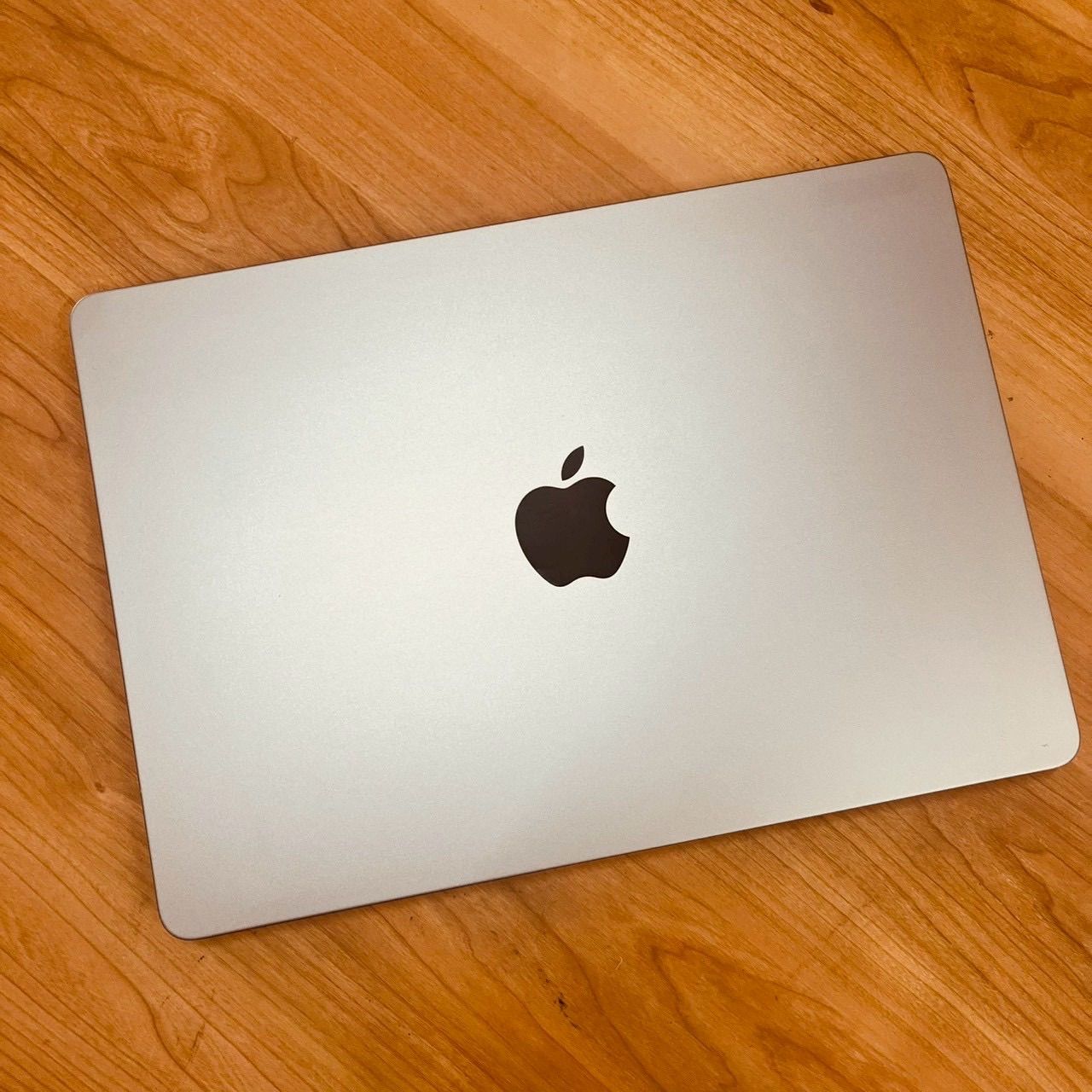 MacBook Air M2 16GB/256GB スペースグレー - メルカリ