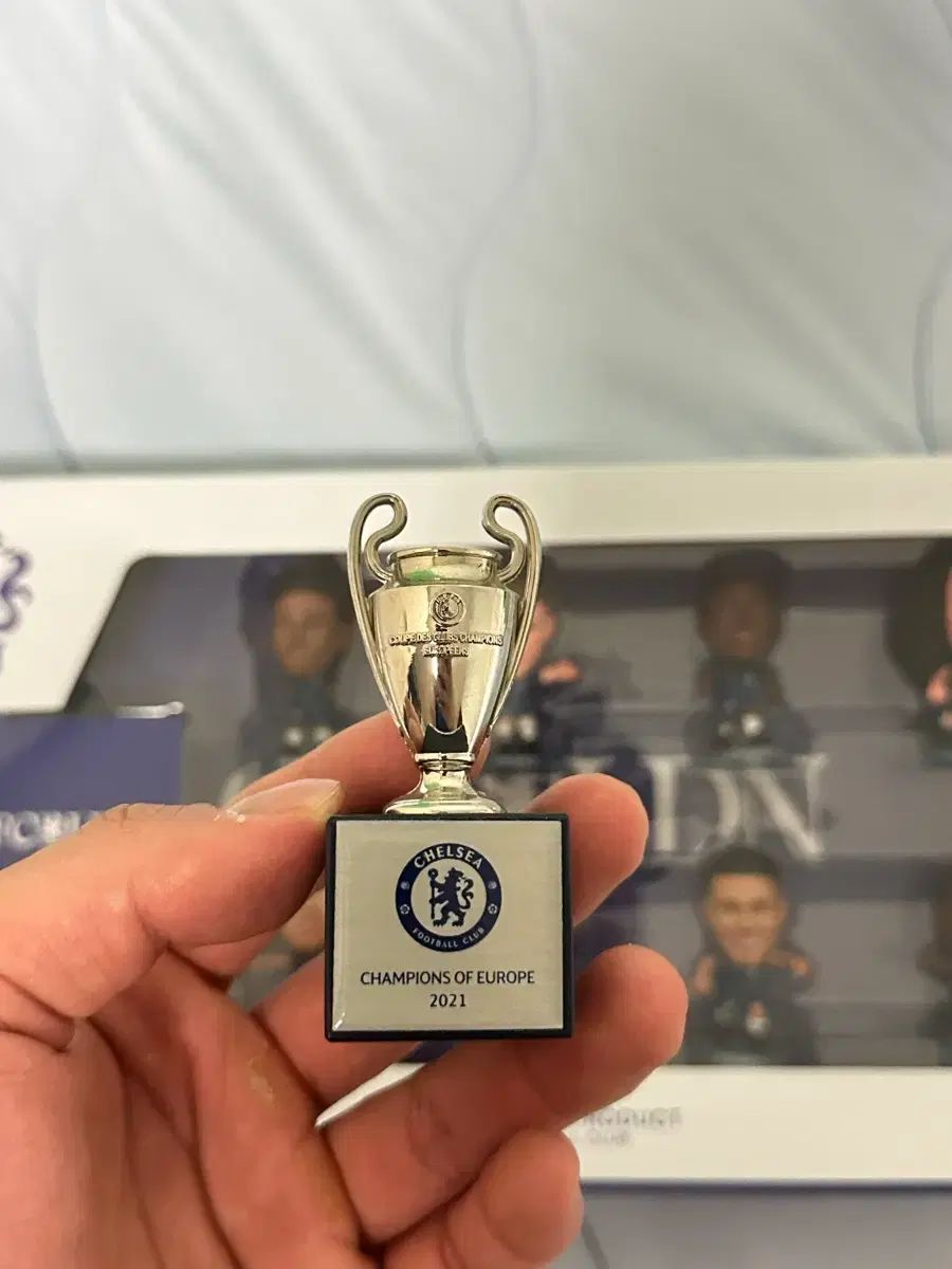 チェルシーFC チャンピオンズリーグ 優勝 トロフィー 2021 - メルカリ