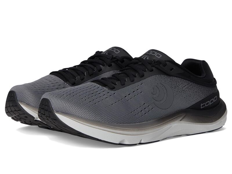 トポアスレチック レディース シューズ スニーカー Topo Athletic Magnifly 5 CharcoalBlack ブラック