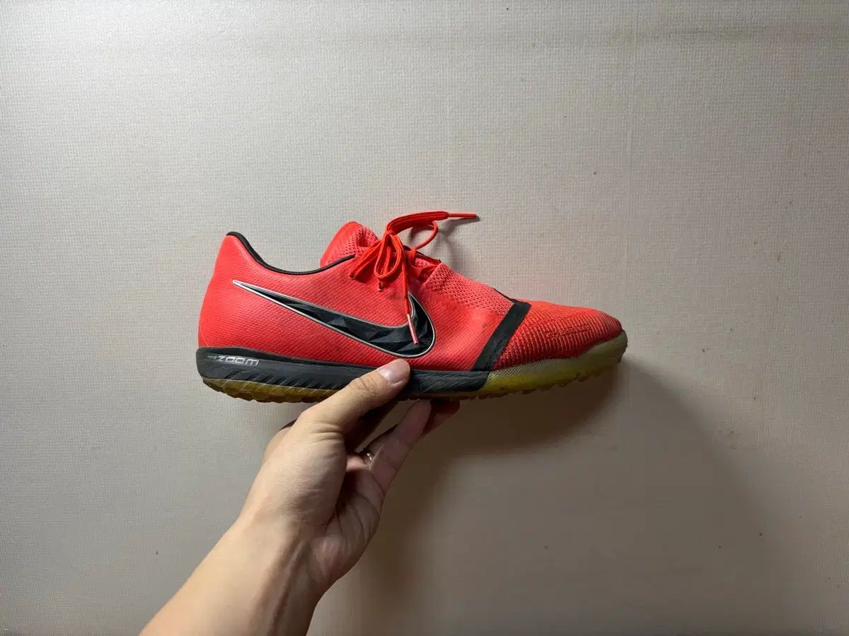 270 NIKE FANTOM ヴェノム プロ TF サッカーシューズ