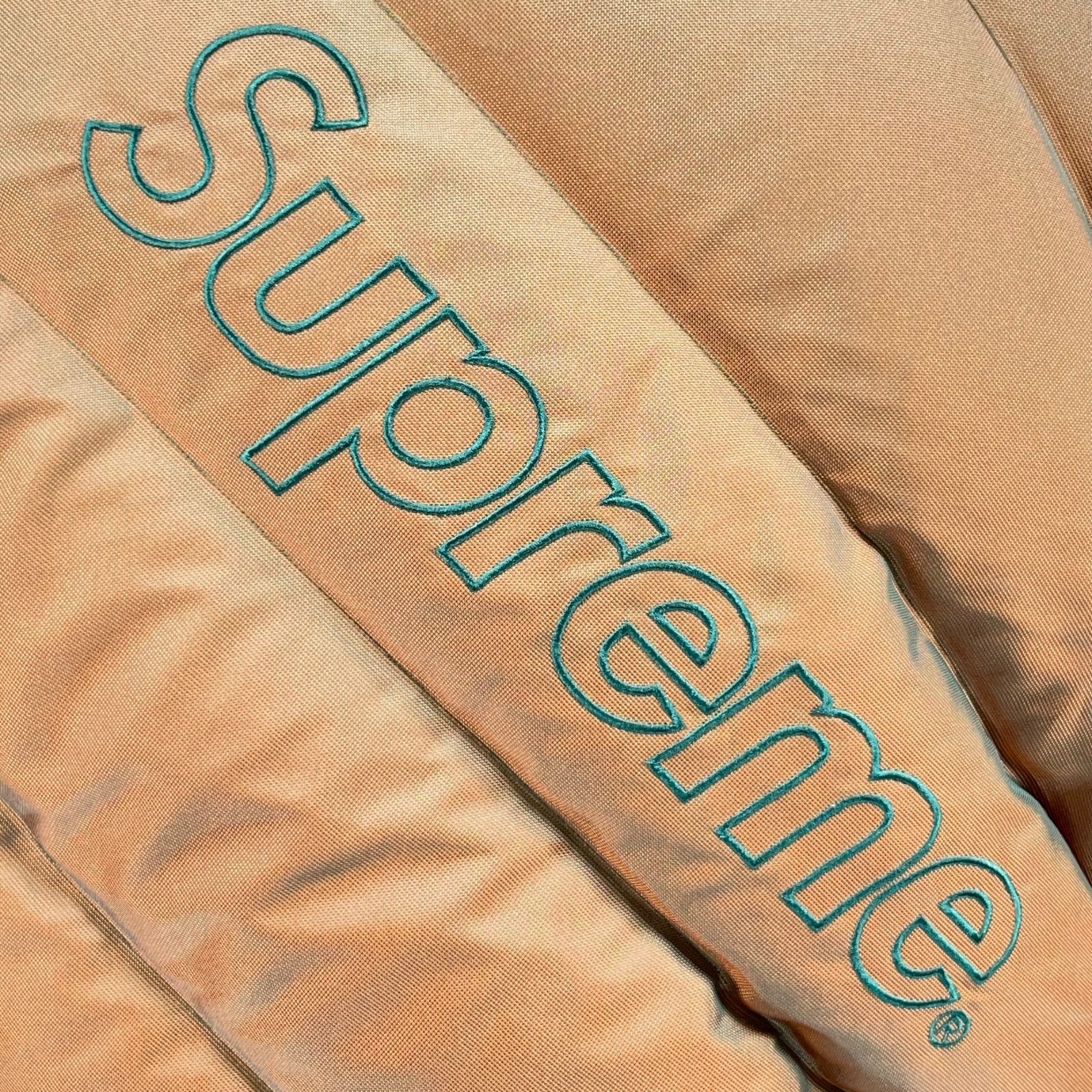 Supreme シュプリーム 19AW Iridescent Puffy Jacket イリディセント 