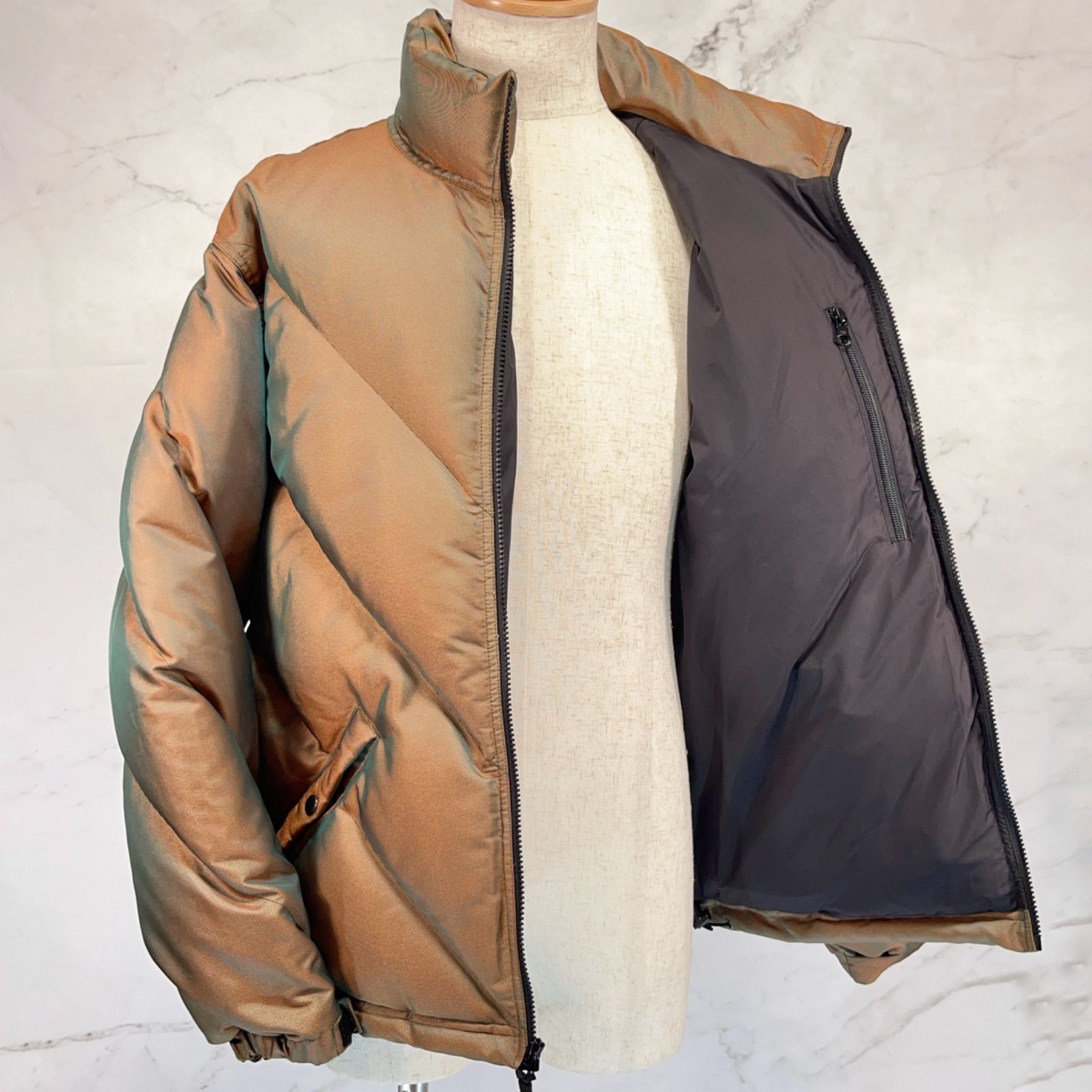 Supreme シュプリーム 19AW Iridescent Puffy Jacket イリディセント