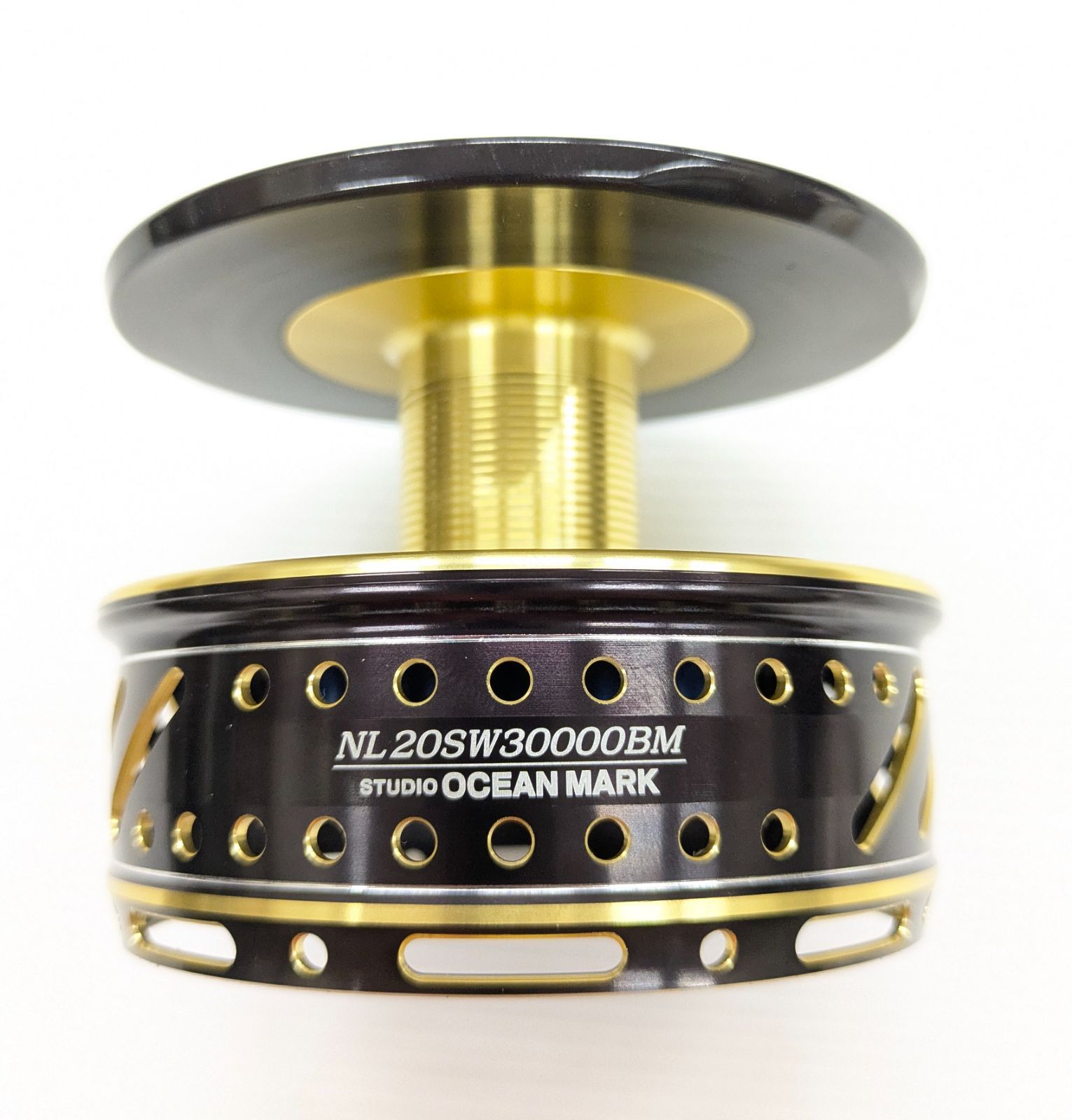 (1)【中古品】 スタジオオーシャンマーク　 カスタムスプール NO LIMITS　20SW30000BM ①
