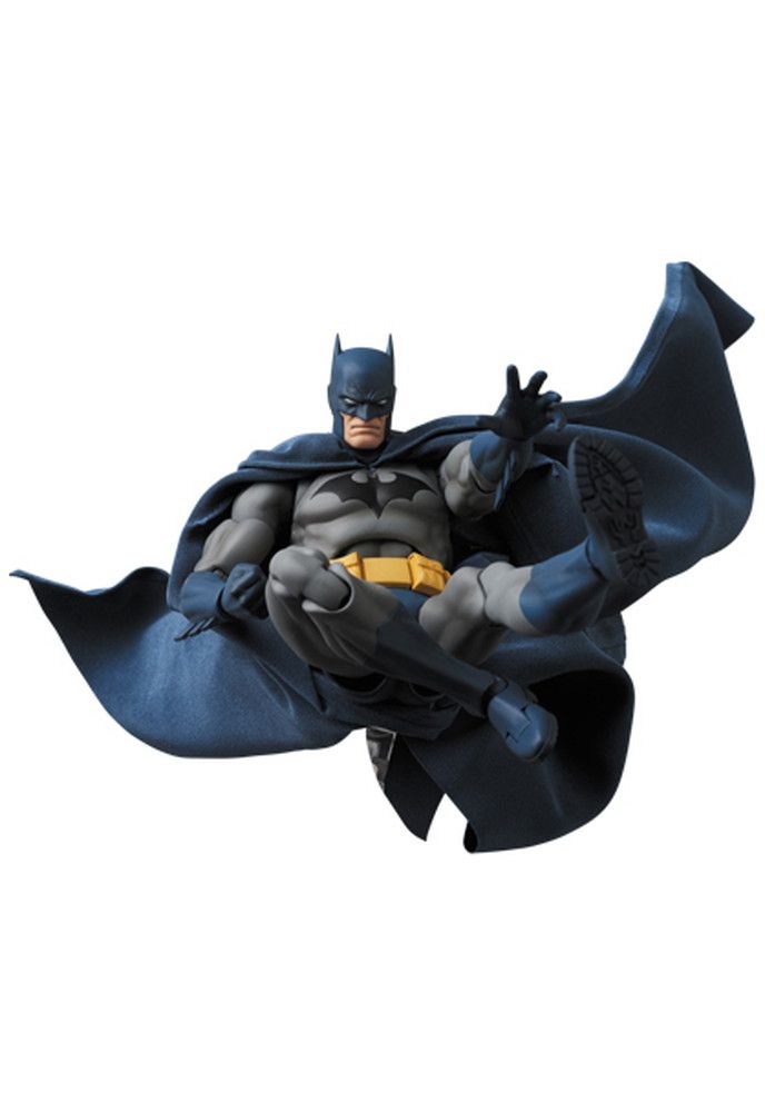 MAFEX BATMAN (HUSH Ver.) - メルカリ